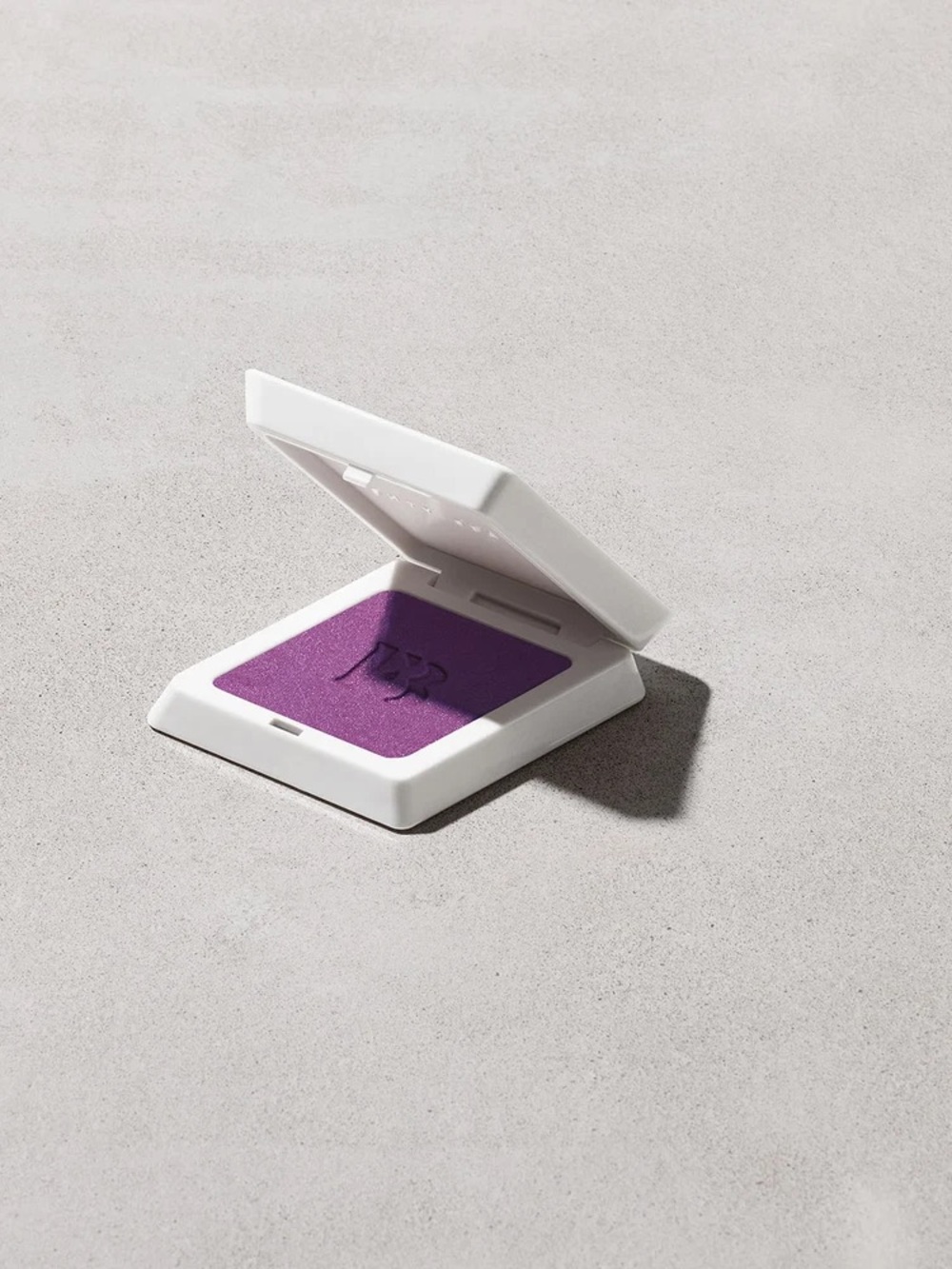 Fenty Beauty Single-Use Blush Compact in Vibrant Purple